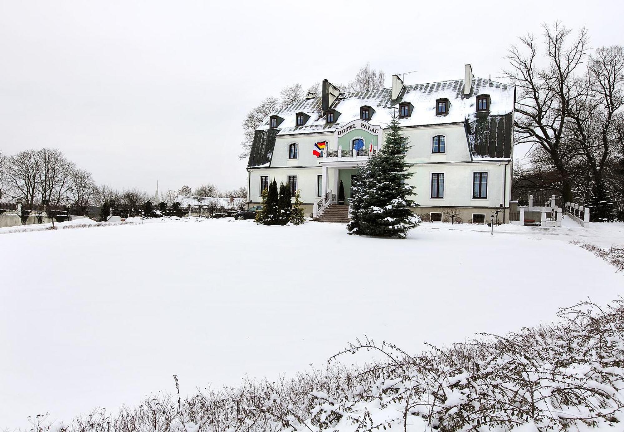 Hotel Palac W Myslecinku Bromberg Exterior foto