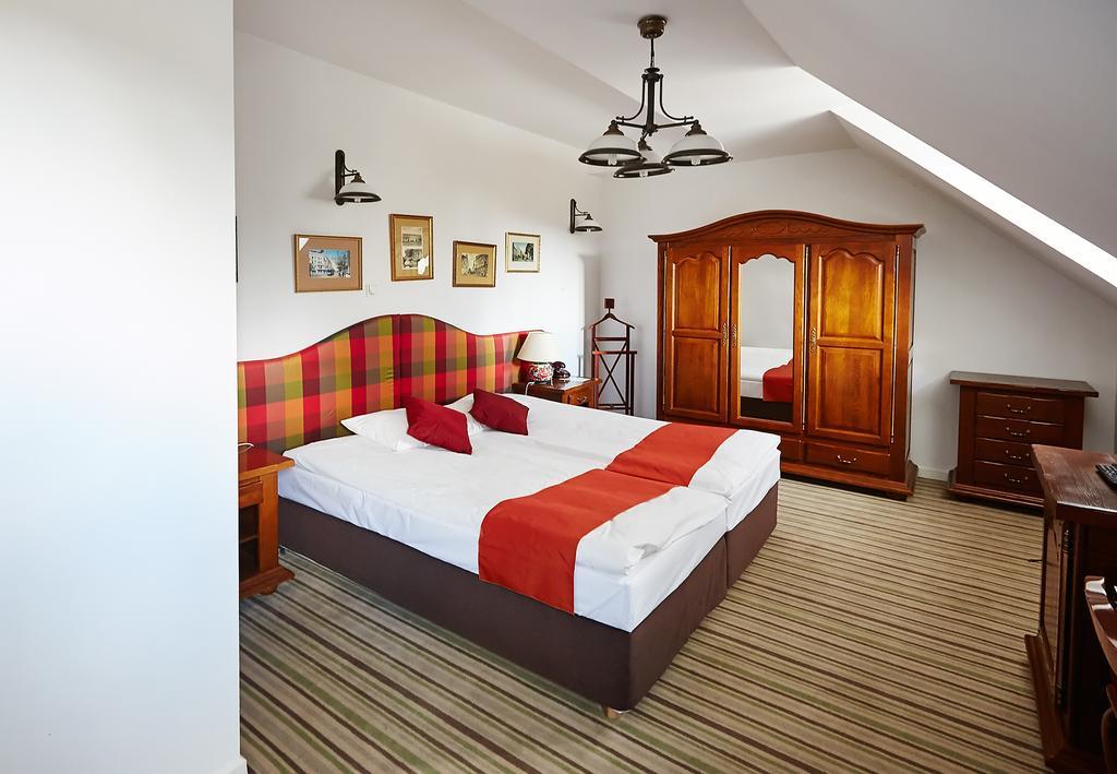 Hotel Palac W Myslecinku Bromberg Exterior foto